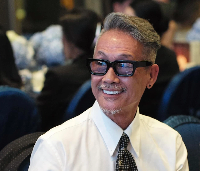 Chú polo từ chối quảng cáo cho nha khoa khác khi bọc răng ở Dentos